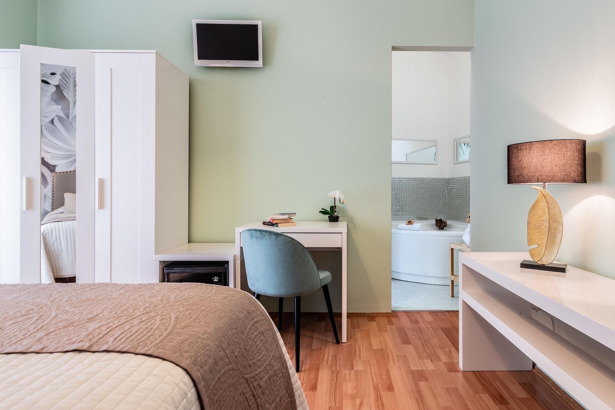 Fior Di Loto Rooms Cagliari Bagian luar foto