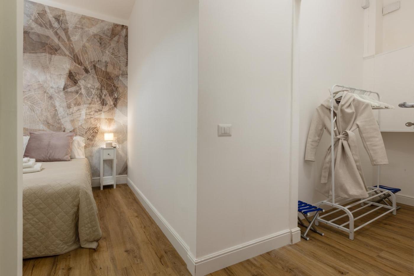 Fior Di Loto Rooms Cagliari Bagian luar foto