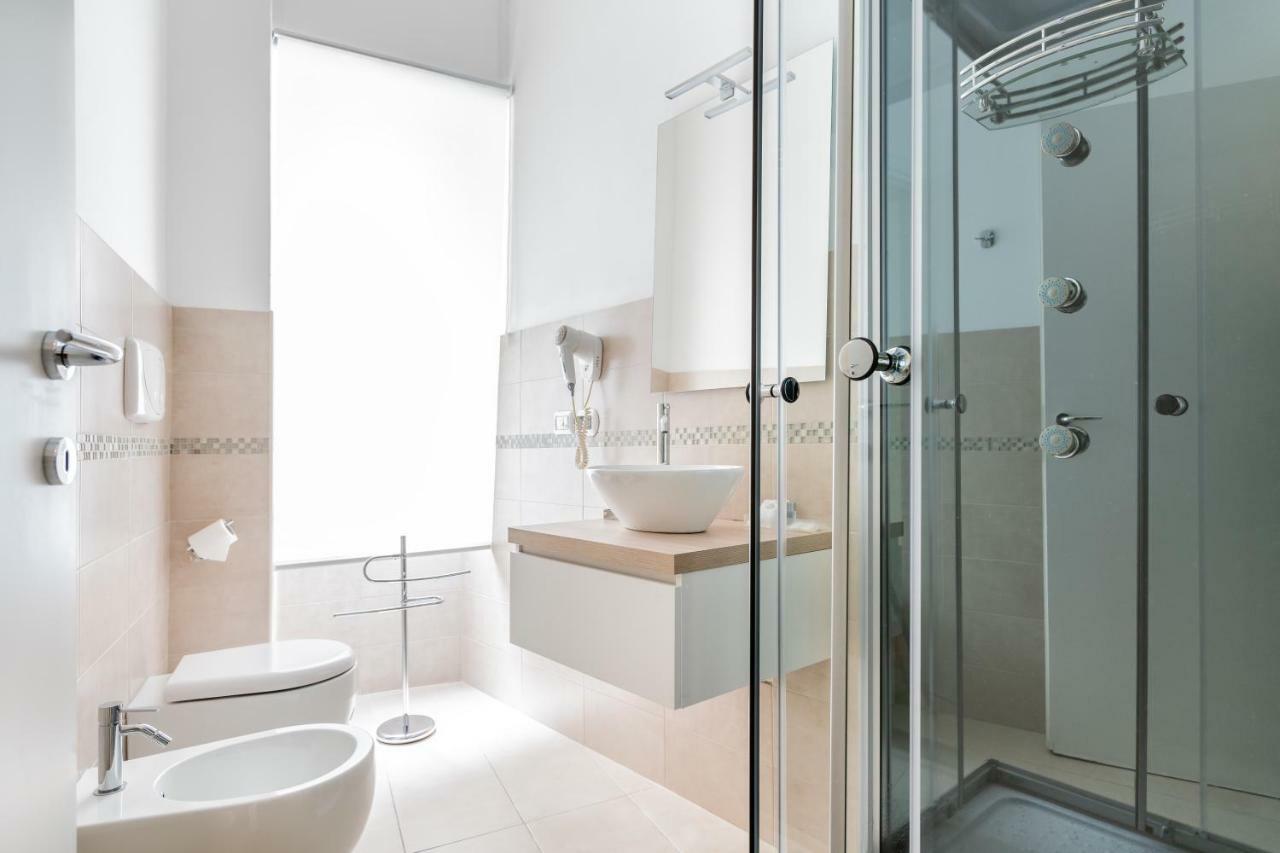 Fior Di Loto Rooms Cagliari Bagian luar foto